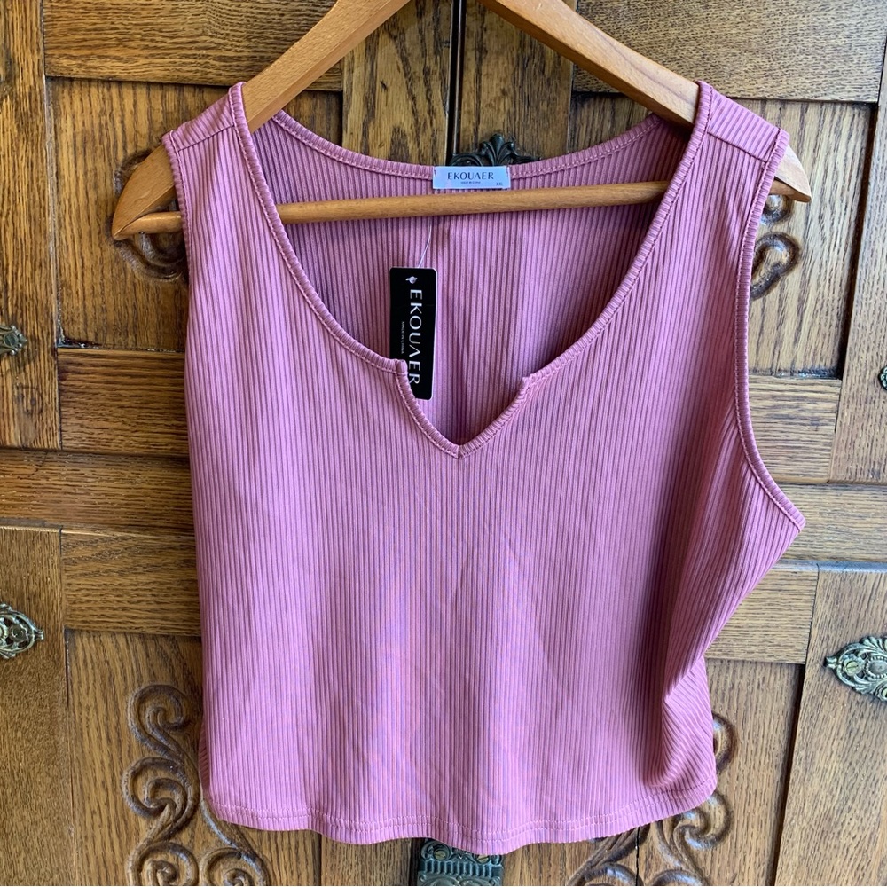 Ekouaer crop top sz XXL